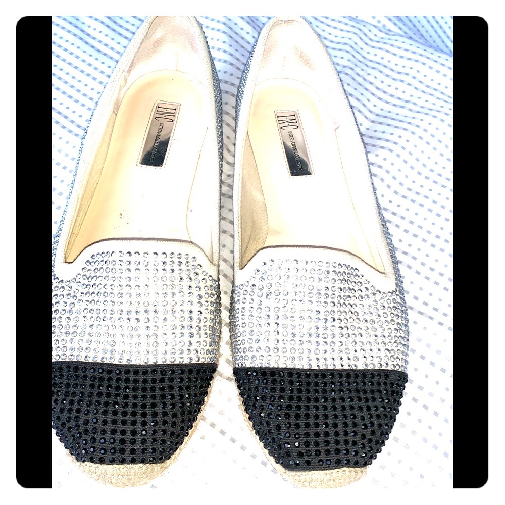 Fun blingy INC flats